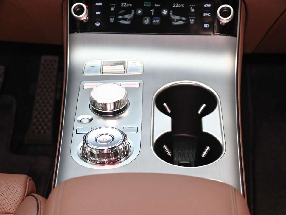 2027 Genesis GV70 Advanced Technology — снимка 1