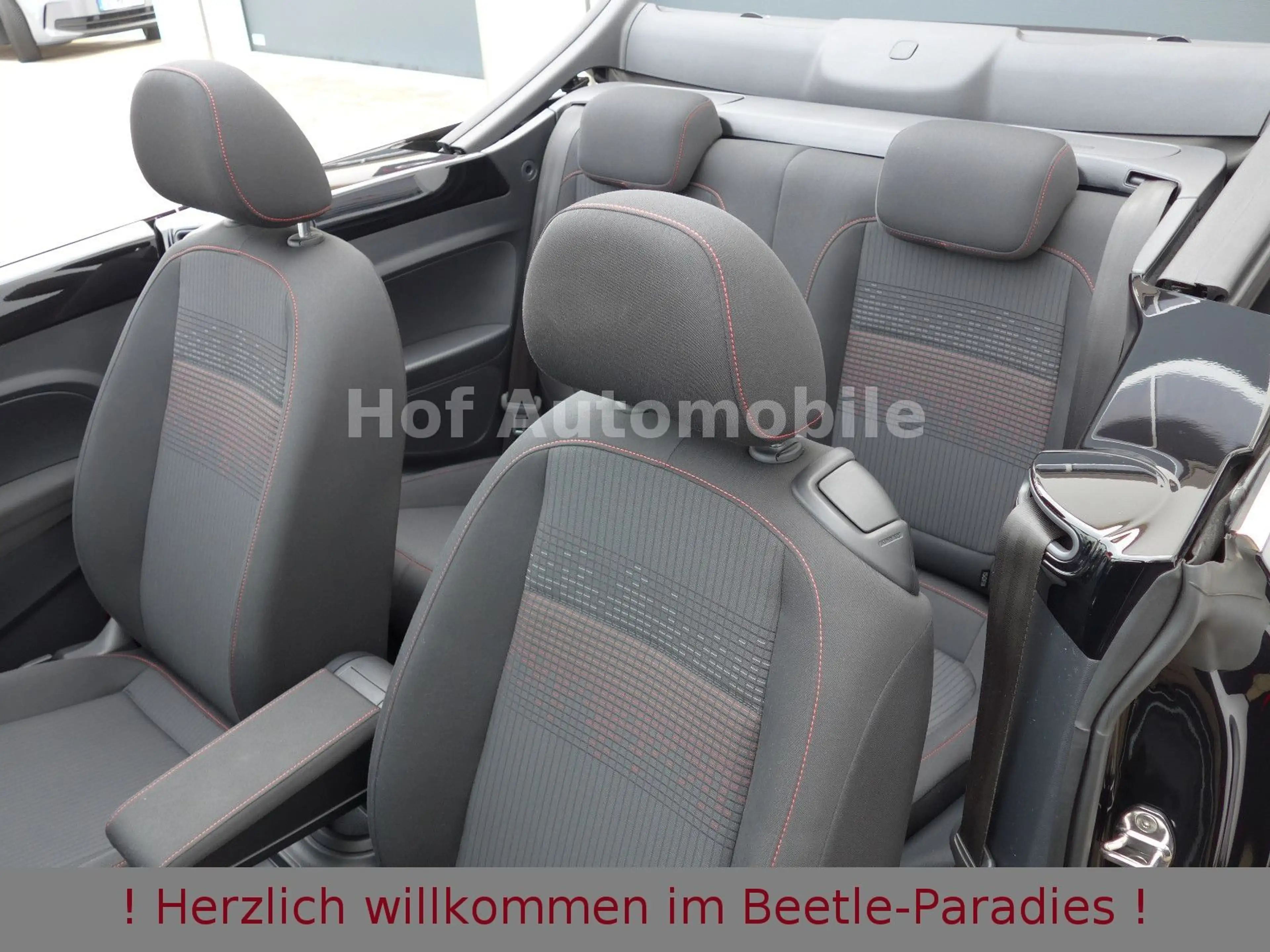 Volkswagen Beetle 1.4TSI Sound Xenon Navi AppCon 1.Hand — photo 12