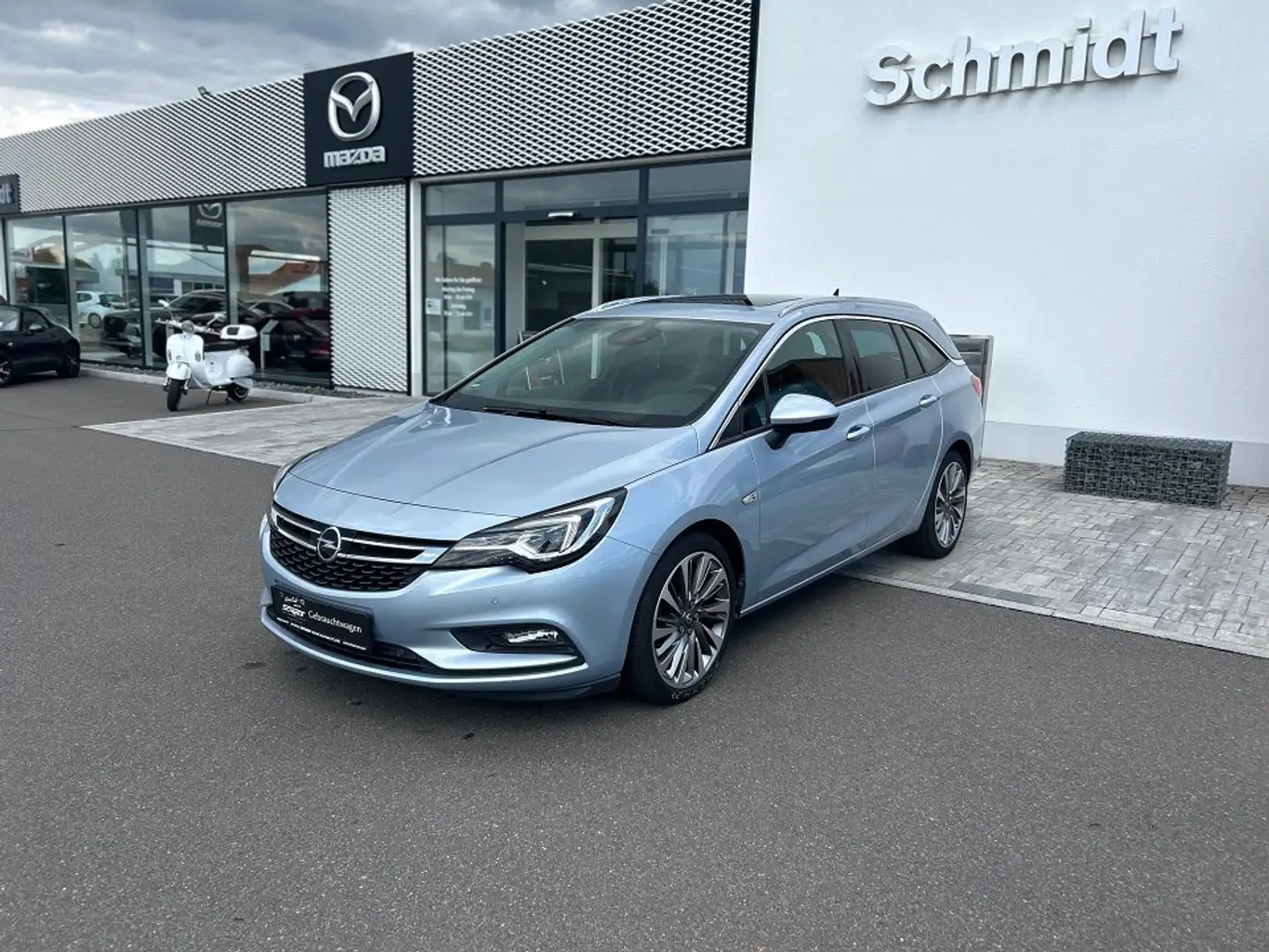 Opel Astra K Sports Tourer ) Ultimate Start/Stop Silber - 2