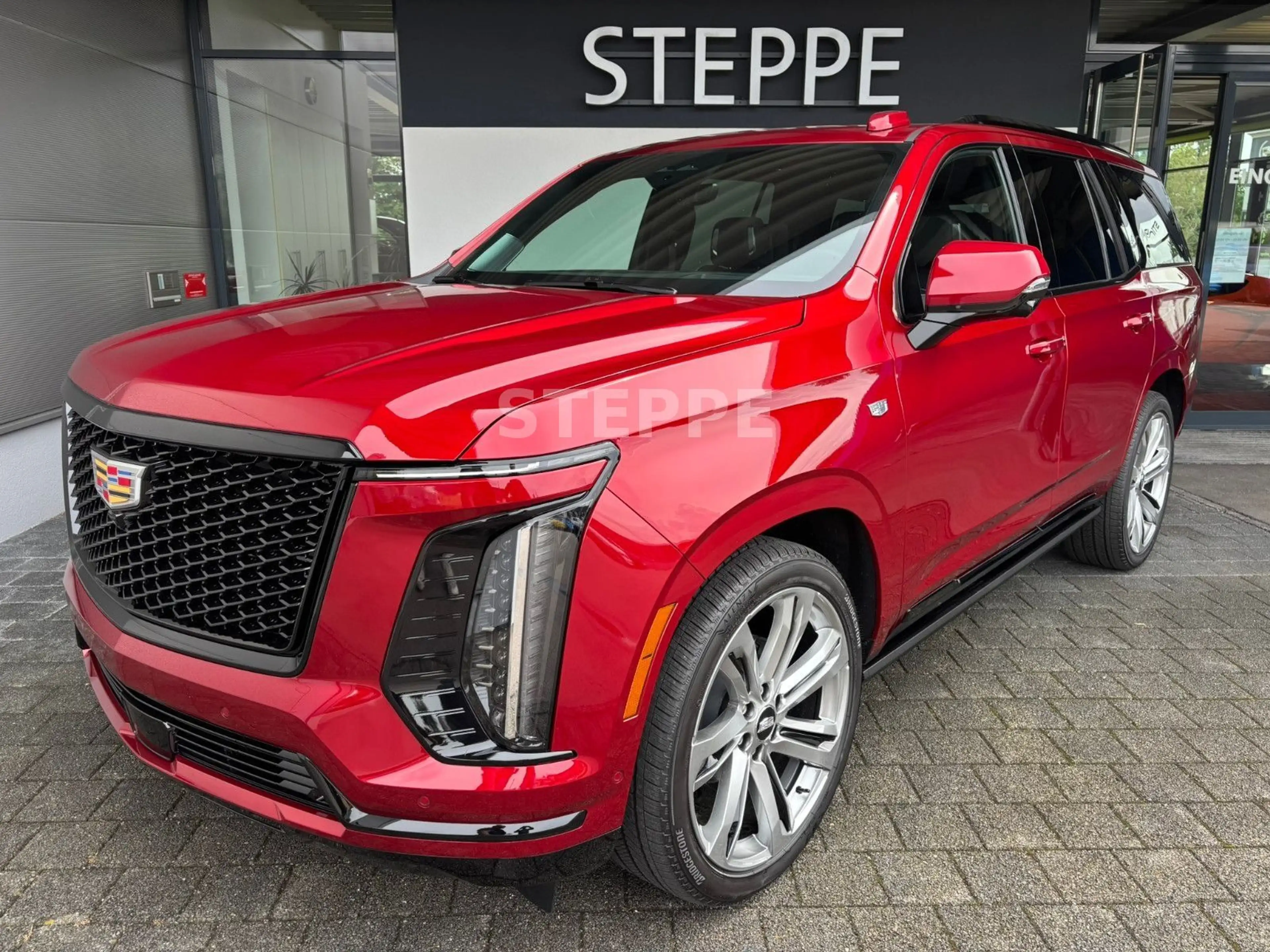 Cadillac Escalade MY26 6.2 V8 SportPlatinum Executive 24"