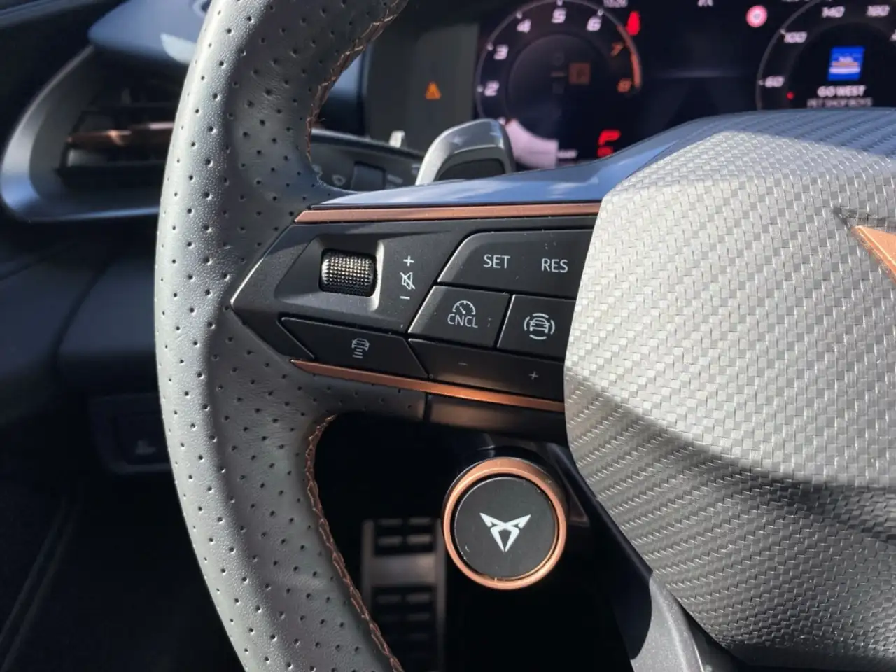 Cupra Terramar 1.5 eTSI DSG AHK+LED+HUD+NAVI+KLIMA+ACC, миниатюра 22