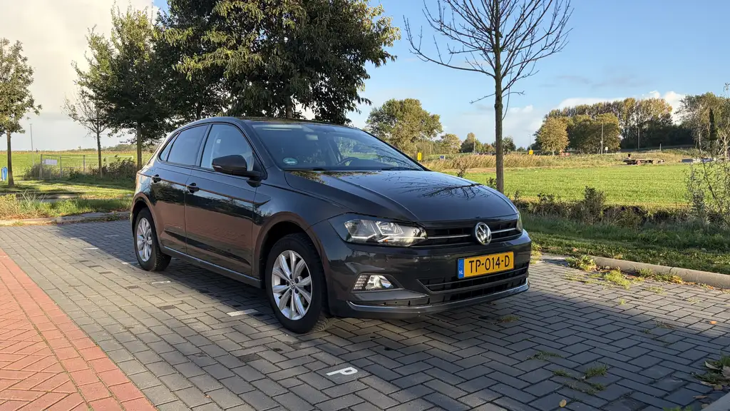 Volkswagen Polo 2018 из Европы — купить под ключ