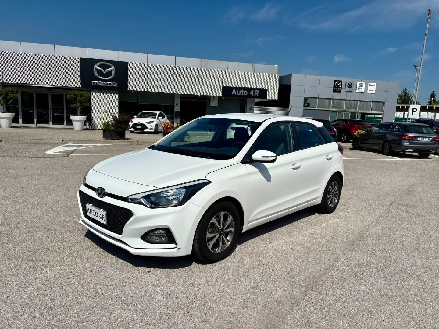 Hyundai i20 1.2 5 porte Econext Connectline Bianco - 1