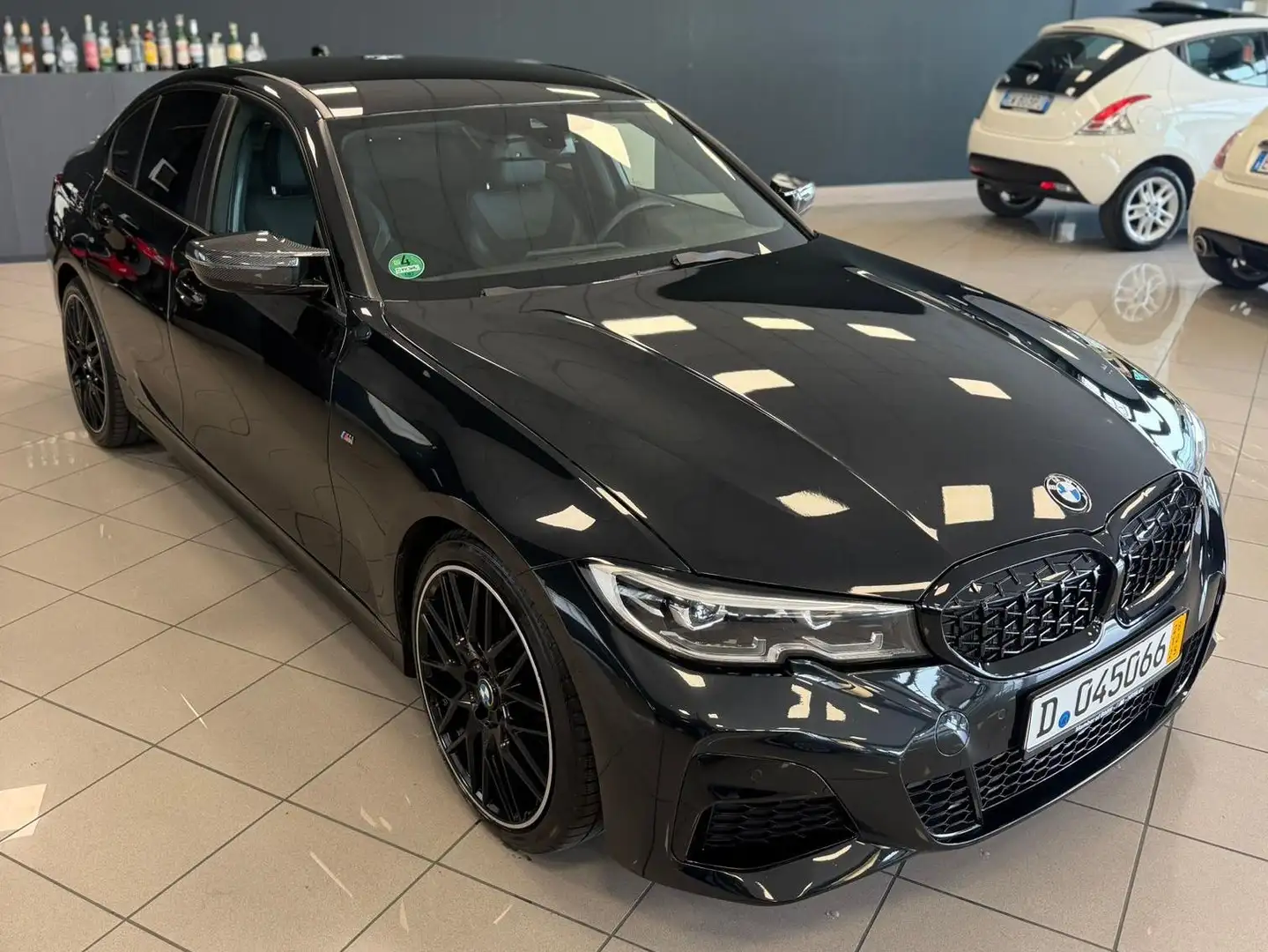 BMW 320 320i 184 cv Berlina MSPORT Zwart - 1