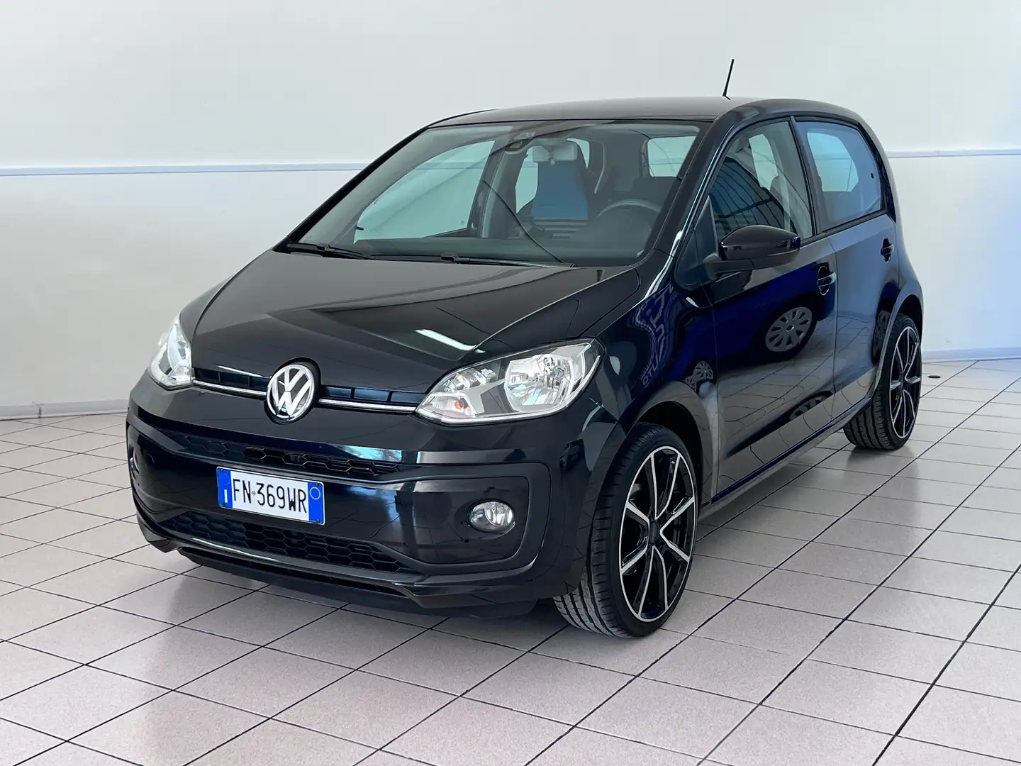 Volkswagen up! up! 5p 2017 5p 1.0 eco Move 68cv Nero - 1