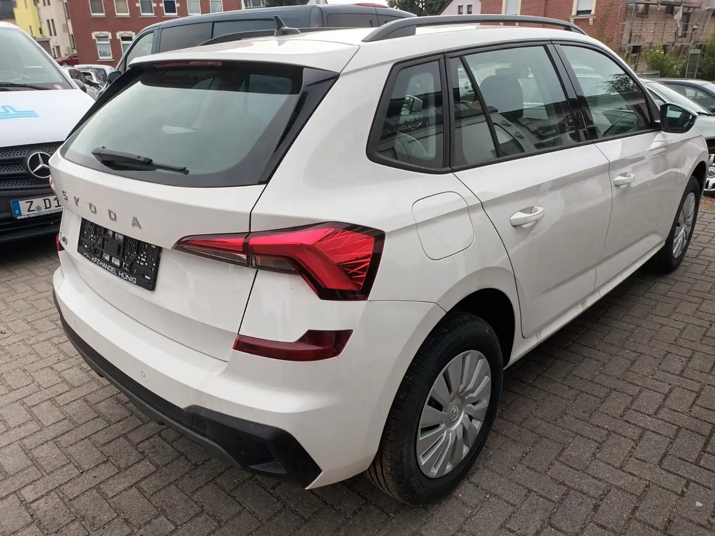 Skoda Kamiq KAMIQ SELECTION LED+KLIMAAUT+SHZ+GARANTIE 2029!! Weiß - 2