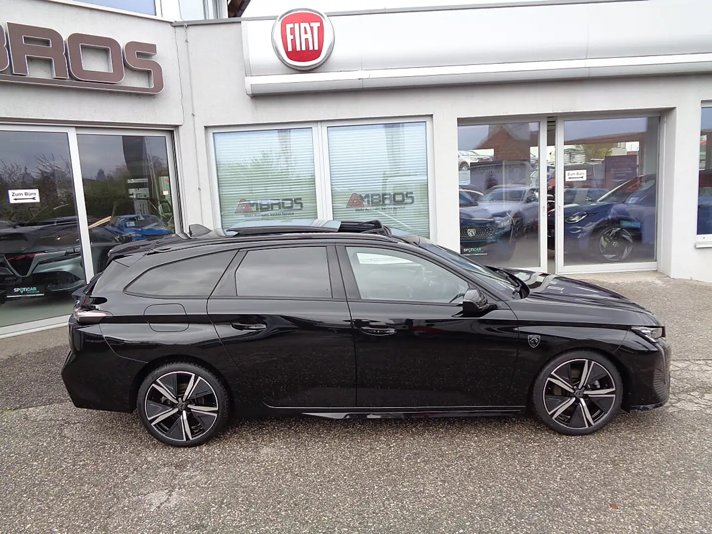 Peugeot 308 SW BlueHDi 130 EAT8 GT Schiebedach, Alcantara, ... Schwarz - 2
