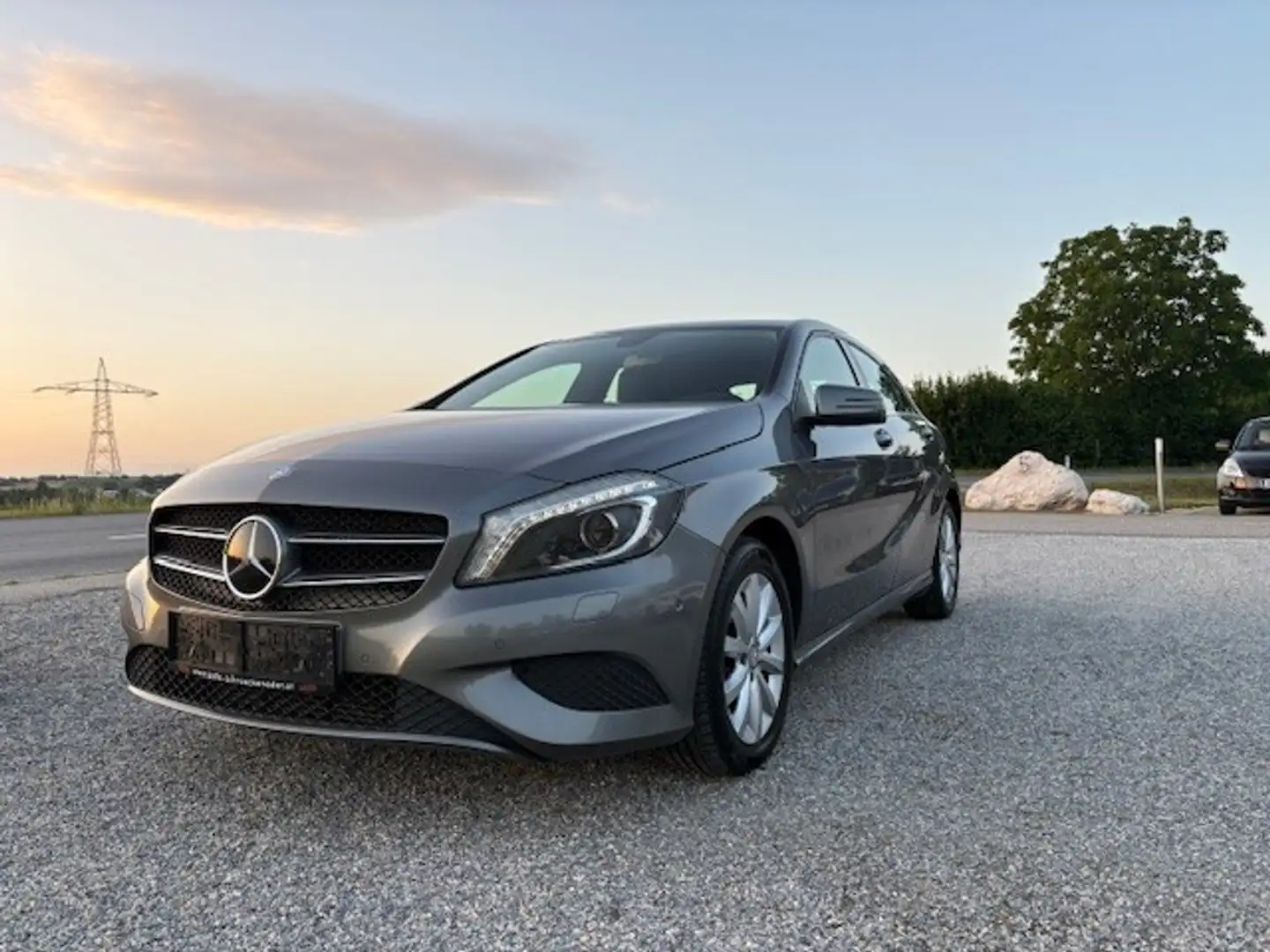 Mercedes-Benz A 180 CDI BlueEfficiency Edition Lifestyle Gris - 1