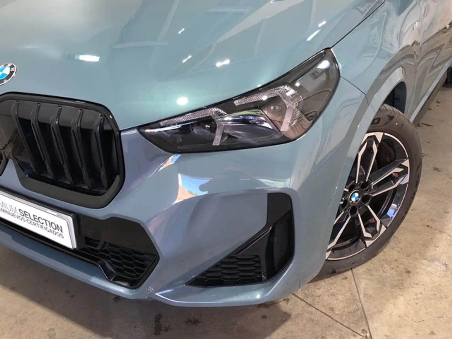 BMW X1 xDrive 20dA Verde - 2