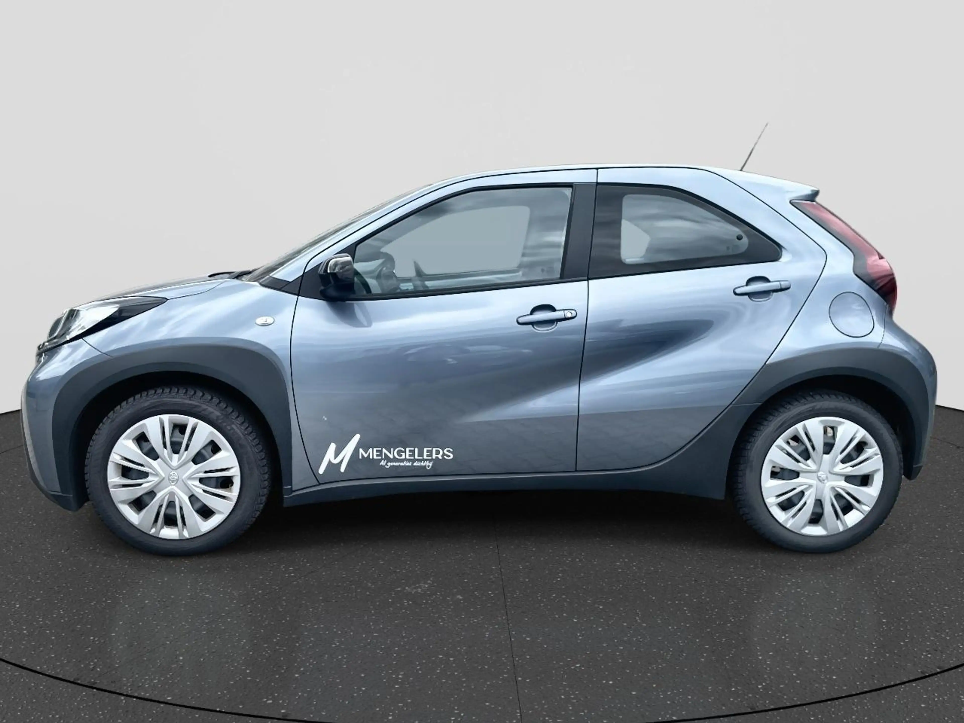 Toyota Aygo X 1.0 VVT-i MT Play — photo 4
