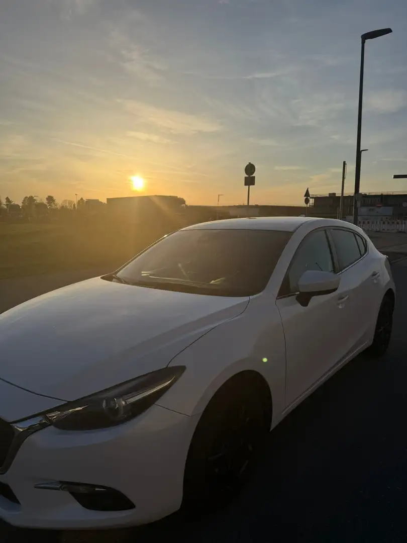 Mazda 3 SKYACTIV-G 120 Center-Line - 1