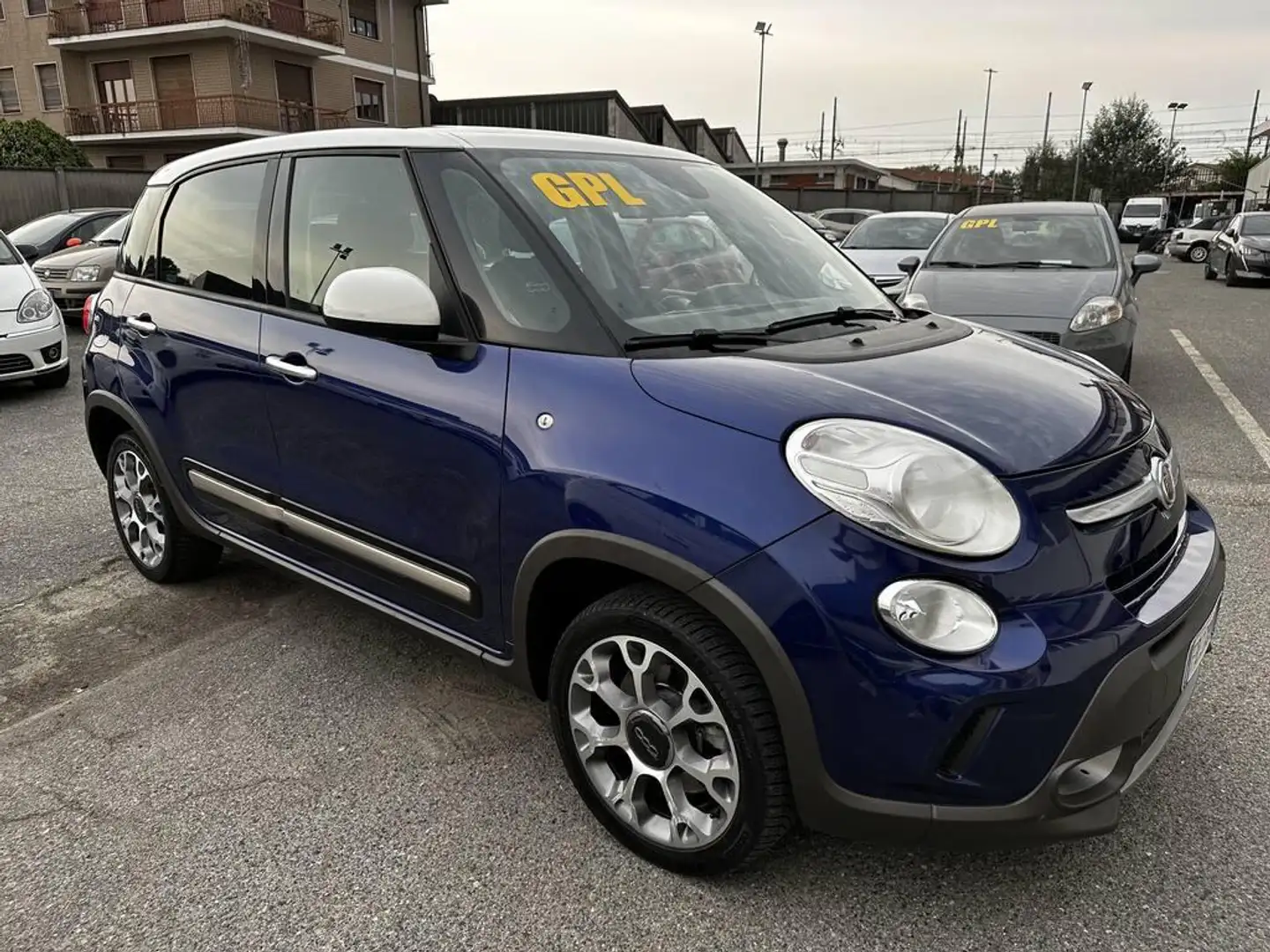 Fiat 500L 1.4 tjt Trekking Gpl 120cv + Tetto Pano Bleu - 2
