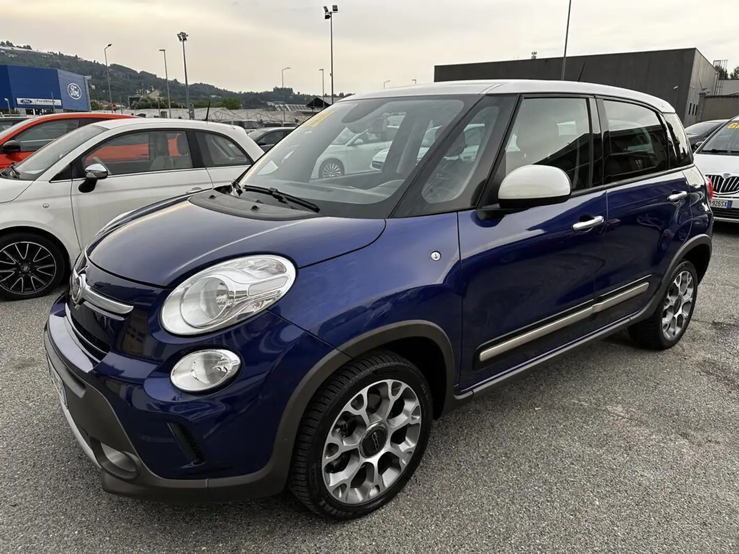 Fiat 500L 1.4 tjt Trekking Gpl 120cv + Tetto Pano Bleu - 1