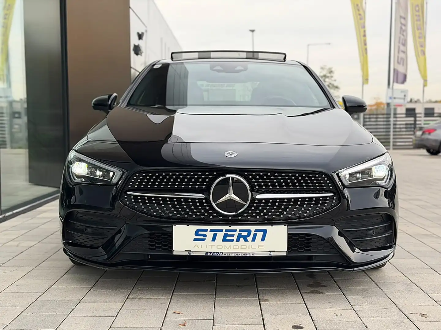 Mercedes-Benz CLA 200 d AMG Line *PANO*DISTRONIC*MEMORY*MULTIBEAM* Schwarz - 2