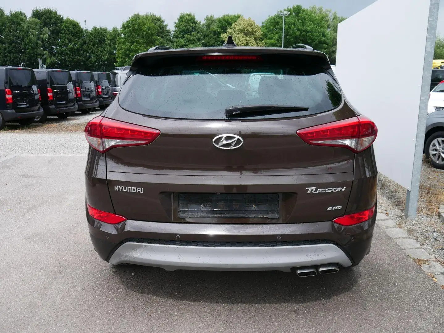Hyundai TUCSON 2.0 CRDI DPF PREMIUM 4WD * AUTOMATIC * SOFORT * LE Brun - 2