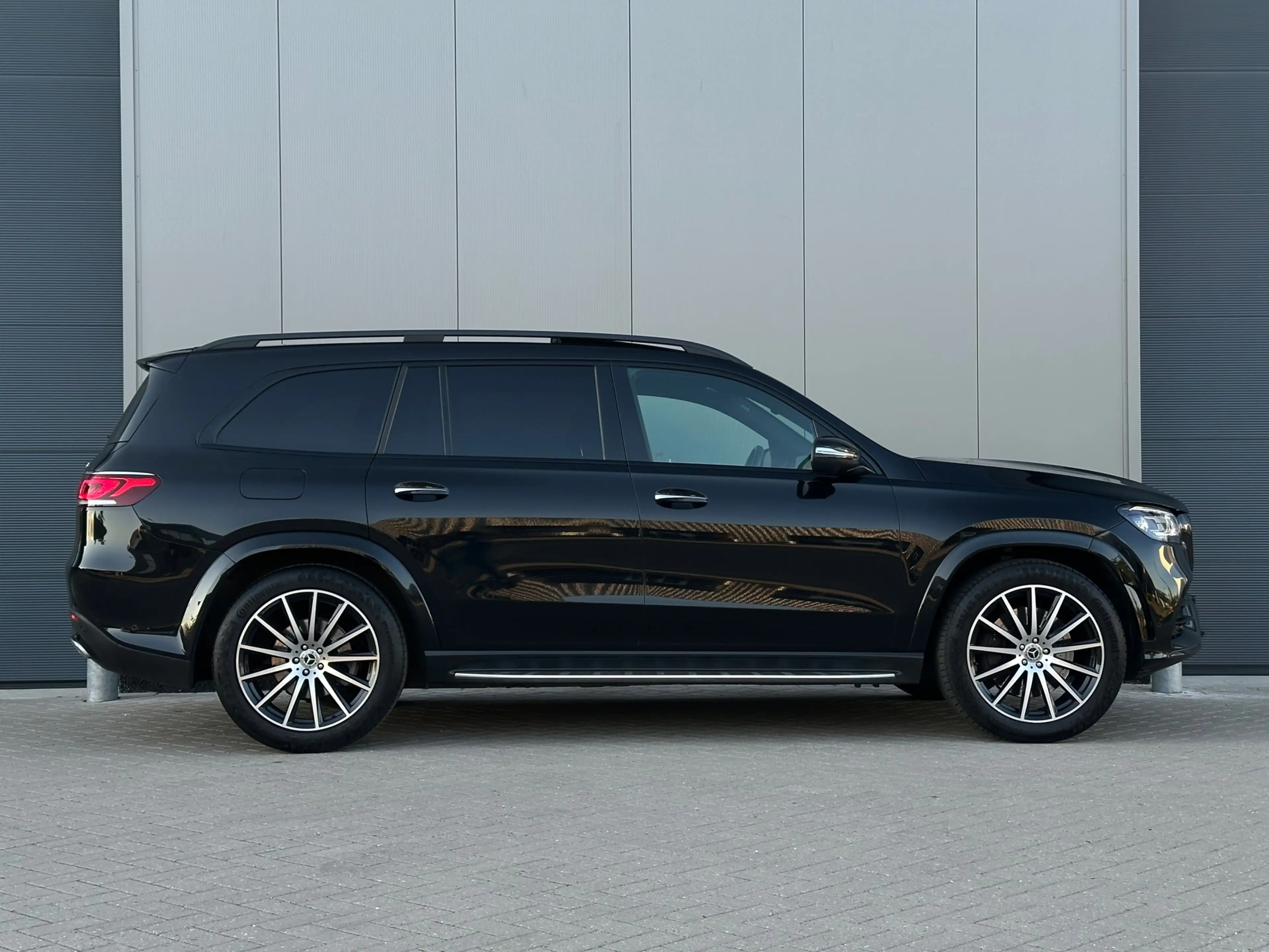 Mercedes-Benz GLS 400 d 4MATIC Premium |HUD|PANO|TREK|AIRMATIC — photo 7