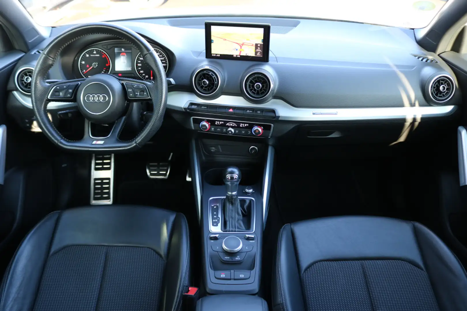 Audi Q2 35 TDI 150 S tronic 7 S Line - 2