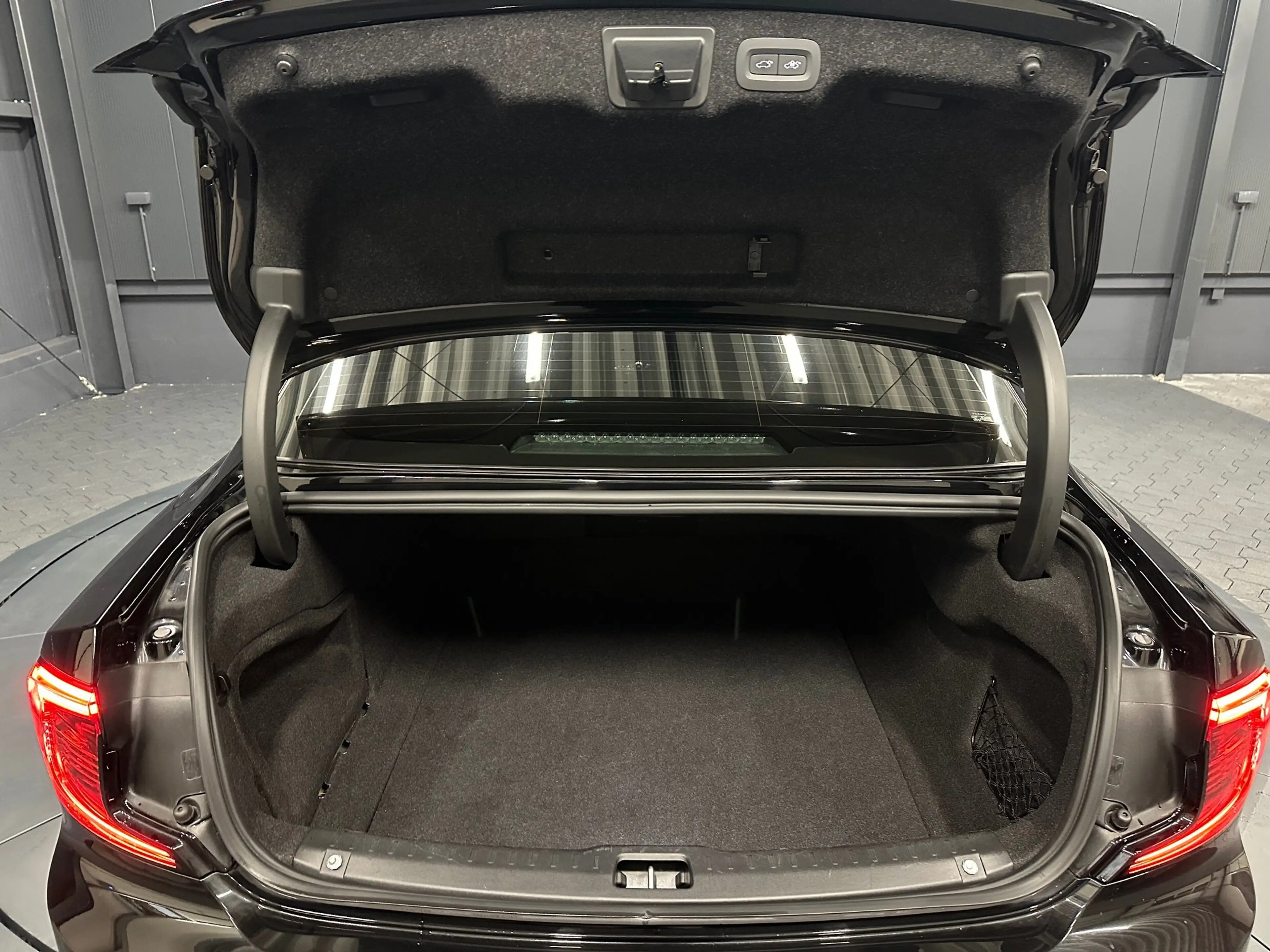 Volvo S90 Momentum Pro AWD *19Zoll*Xenium-Paket*360*Standhzg — photo 29