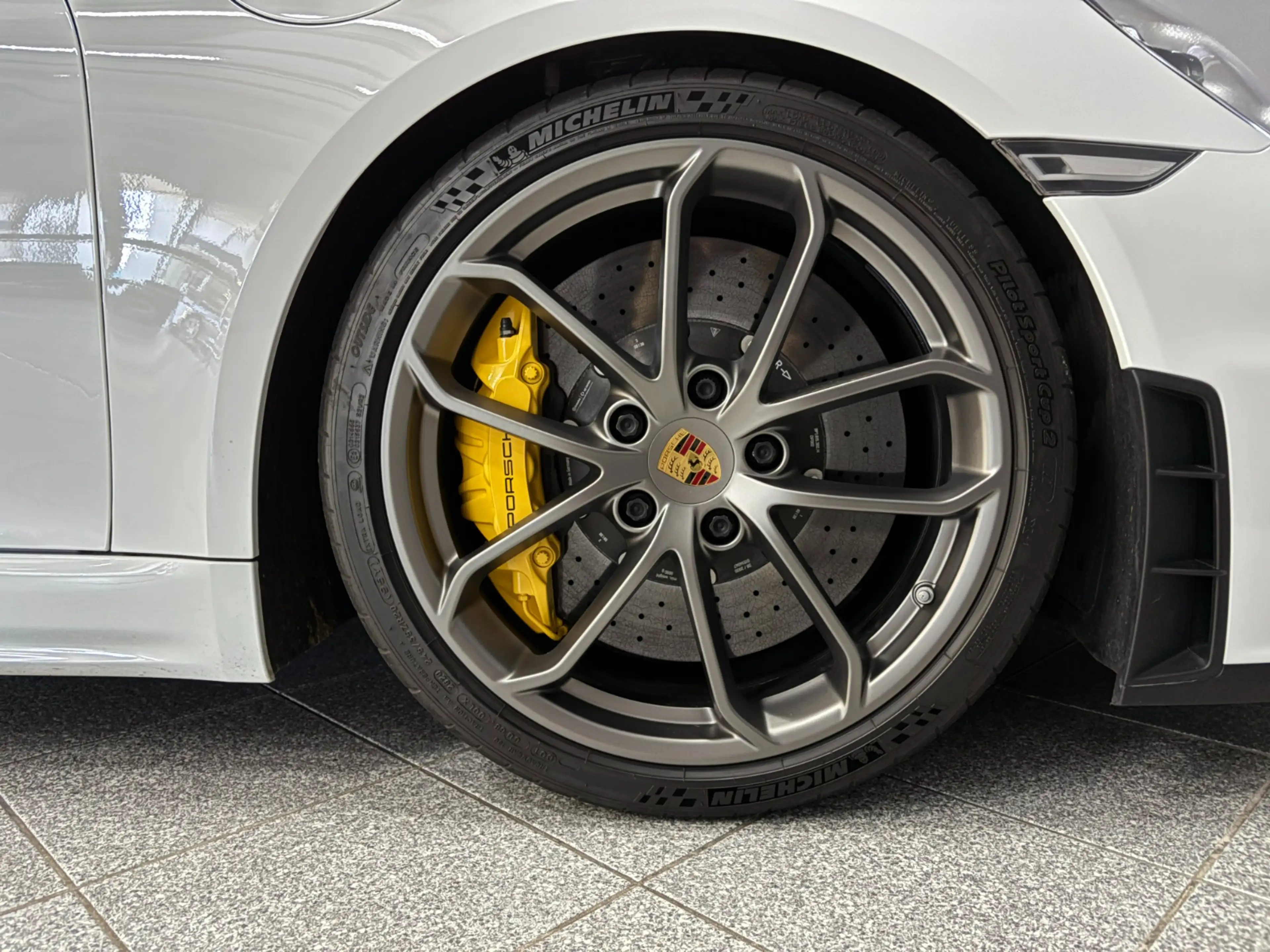 Porsche 718 Spyder 4.0 PCCB | Bose | Bucketseats — photo 6