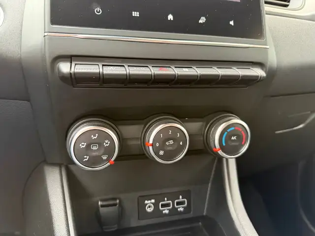 Renault Captur view 15