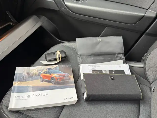 Renault Captur view 26