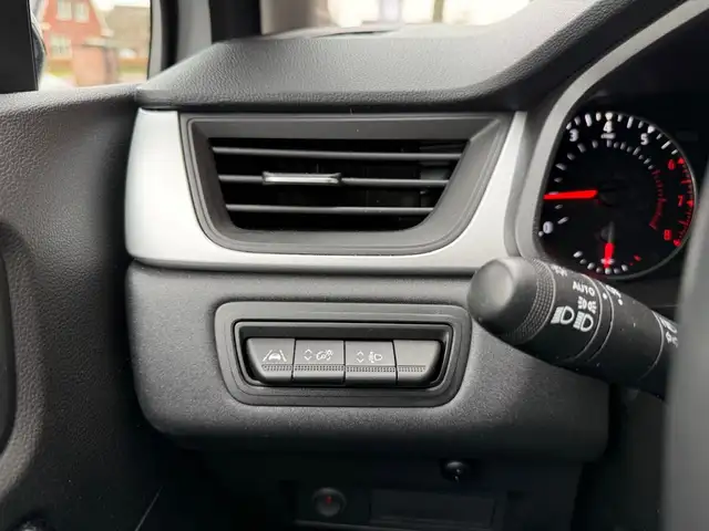 Renault Captur view 23