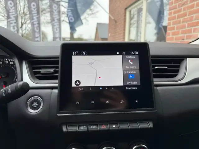Renault Captur view 30