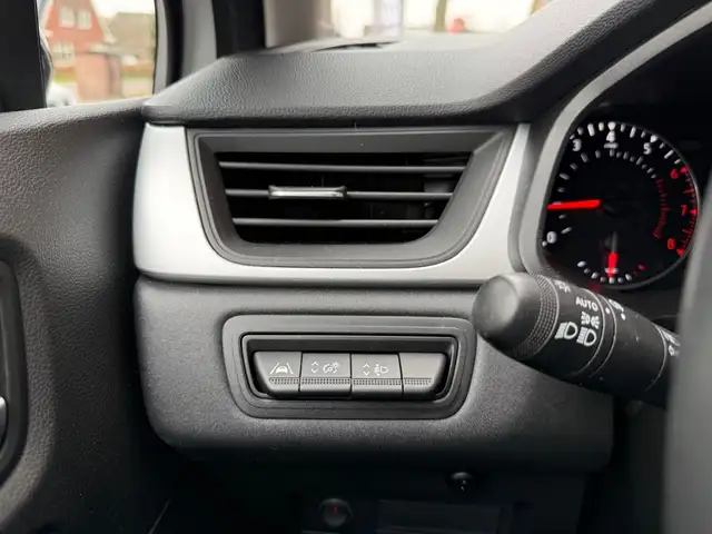 Renault Captur view 22