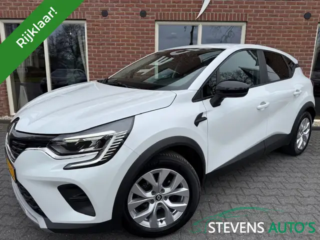 Renault Captur main image