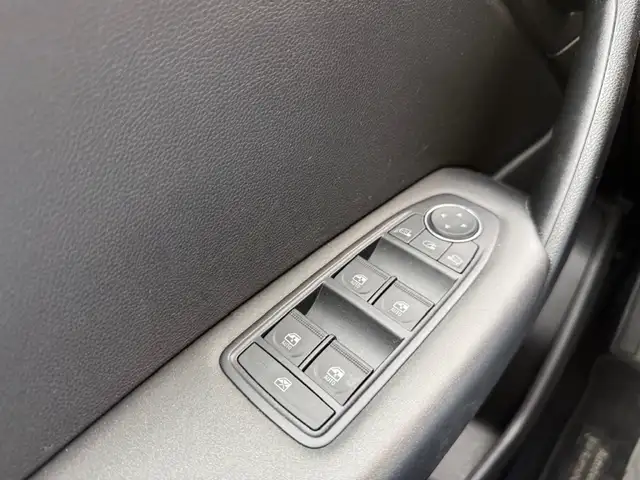 Renault Captur view 24