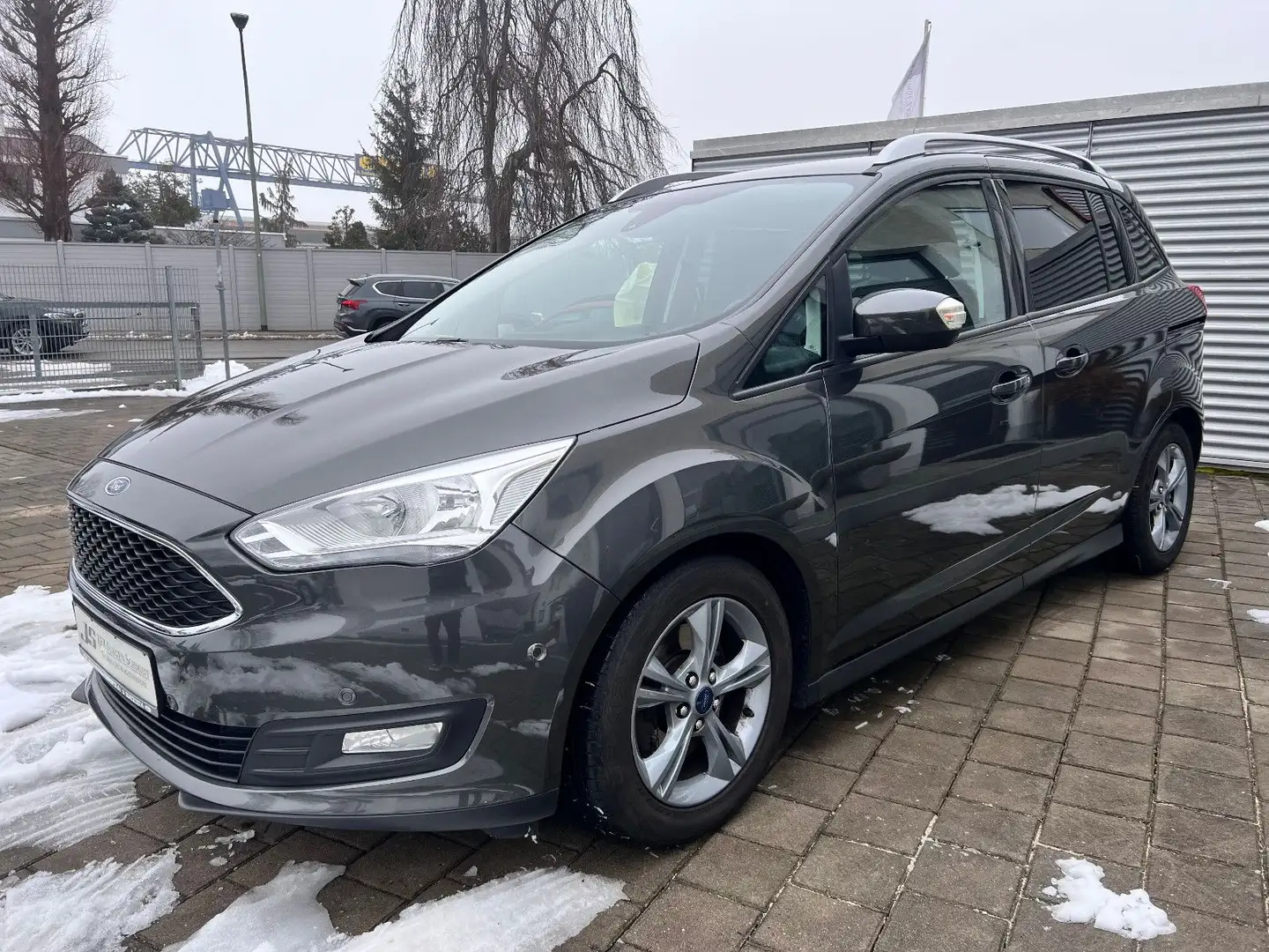Ford Grand C-Max 1,0 EcoBoost Cool&Connect Bluetooth Grau - 1