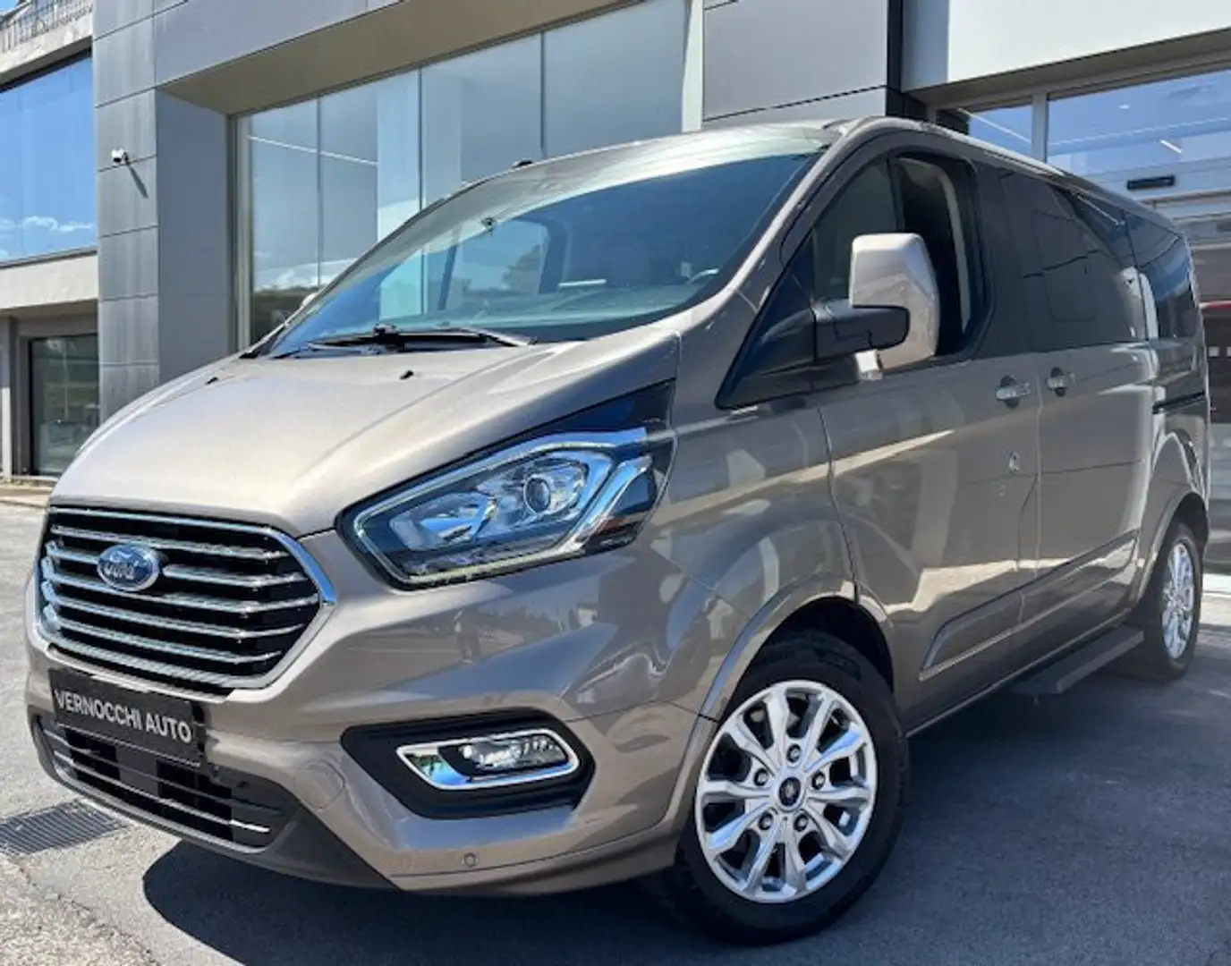 Ford Tourneo Custom 320 2.0 TDCi 170CV aut. PC Titanium Bronzo - 1