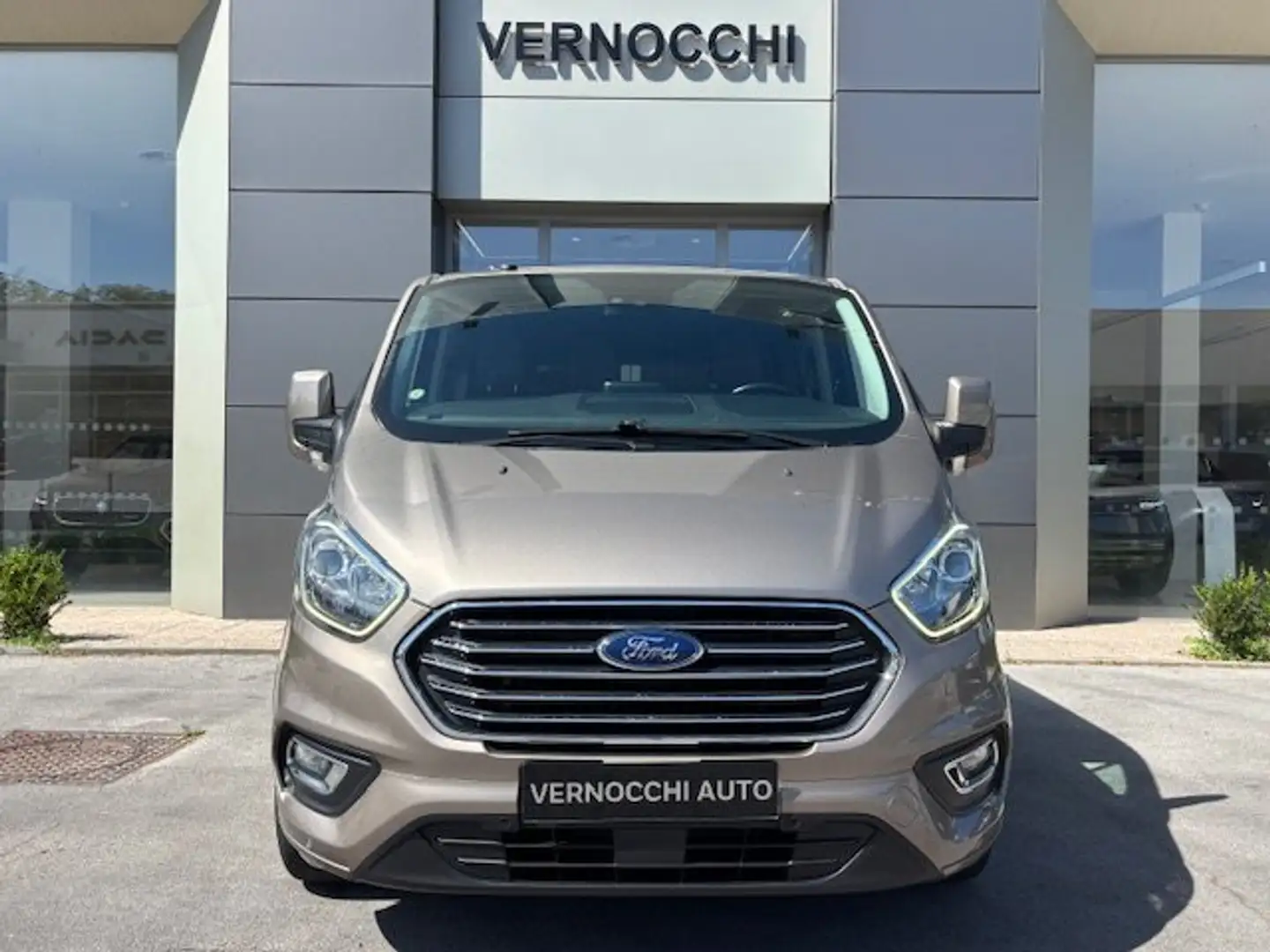 Ford Tourneo Custom 320 2.0 TDCi 170CV aut. PC Titanium Bronzo - 2
