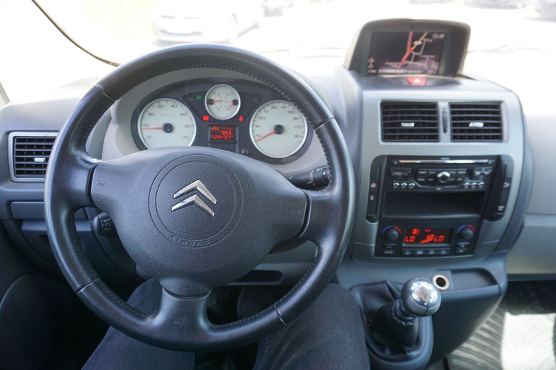 Citroen Jumpy HDi 120 FAP Club L2 Kombi (8 Sitze) — photo 15
