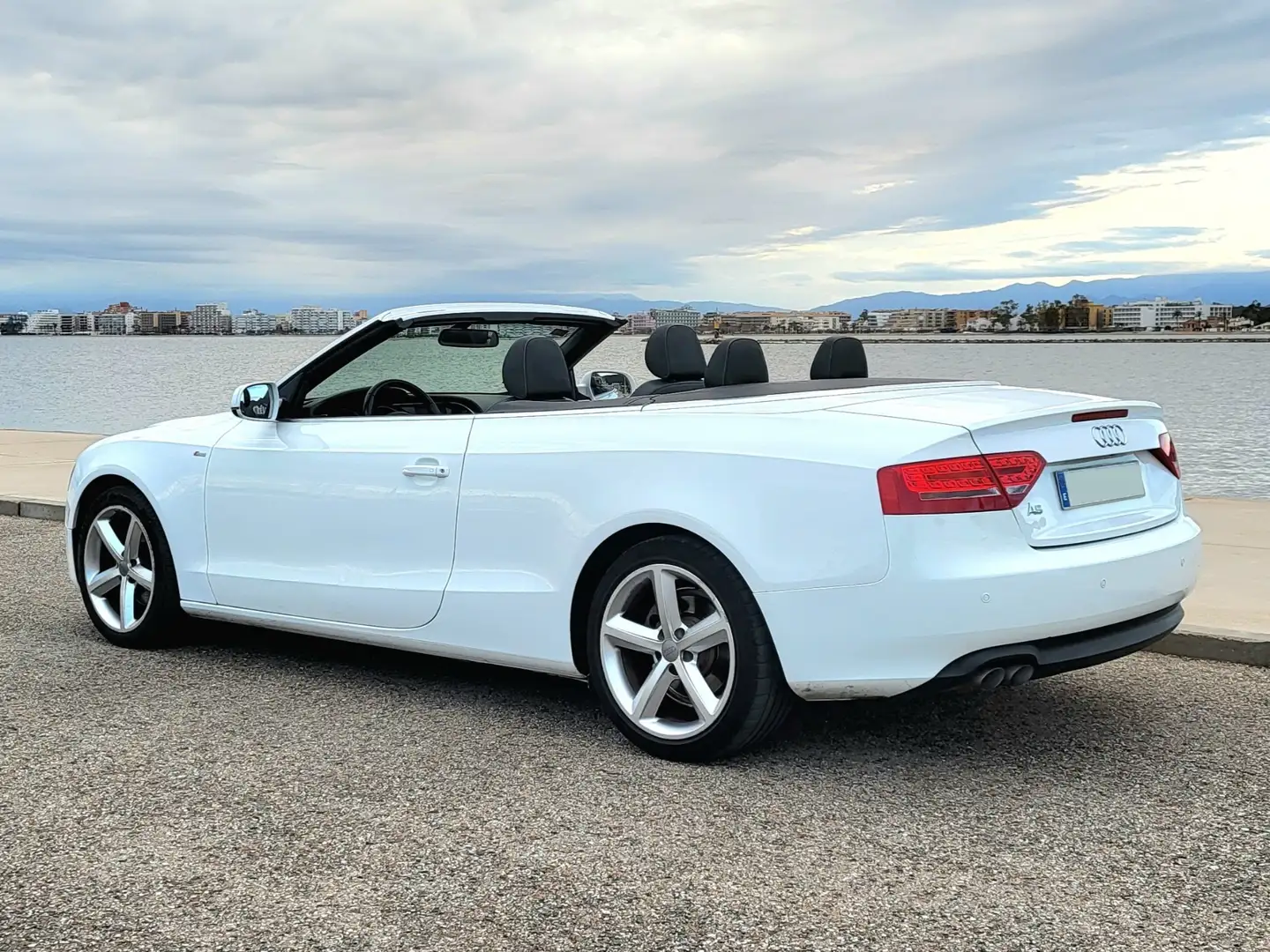 Audi A5 Cabrio 2.0TDI Blanco - 2