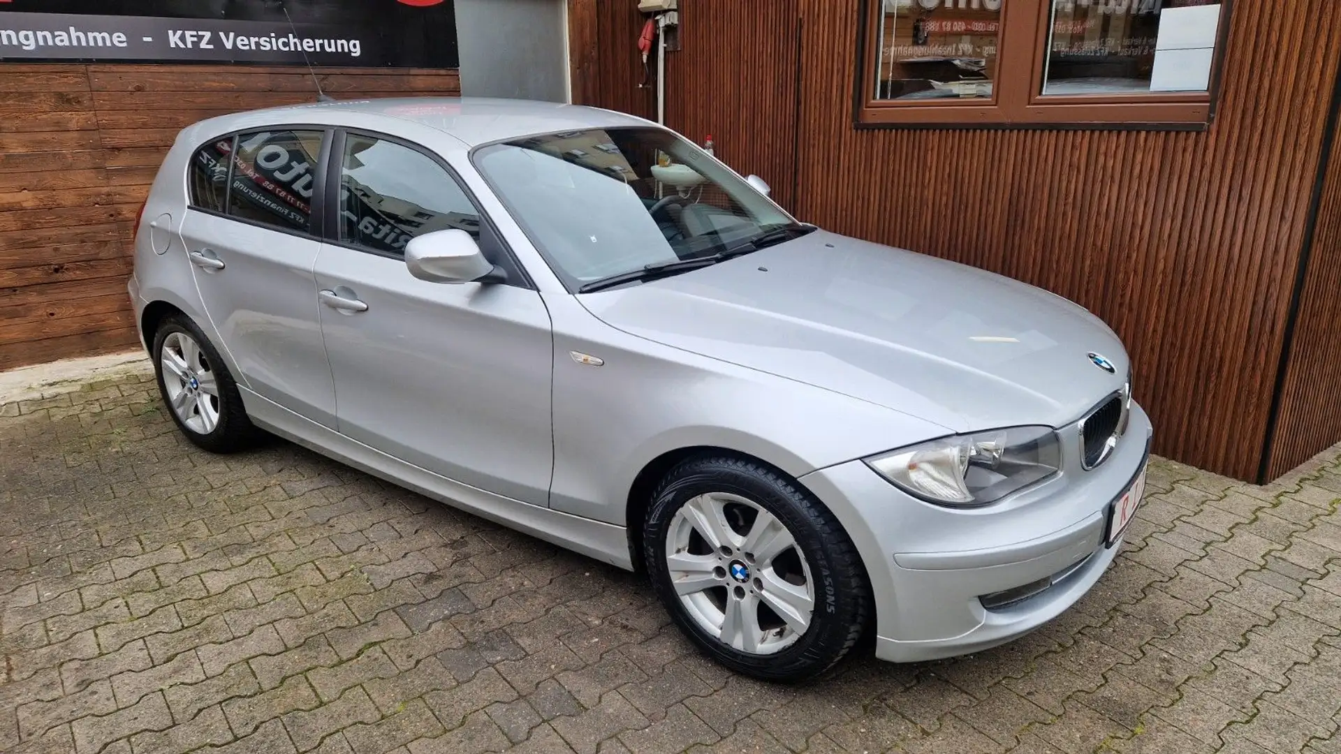 BMW 116 Baureihe 1 Lim. 116i Automatik, SHZ, PDC Argent - 2