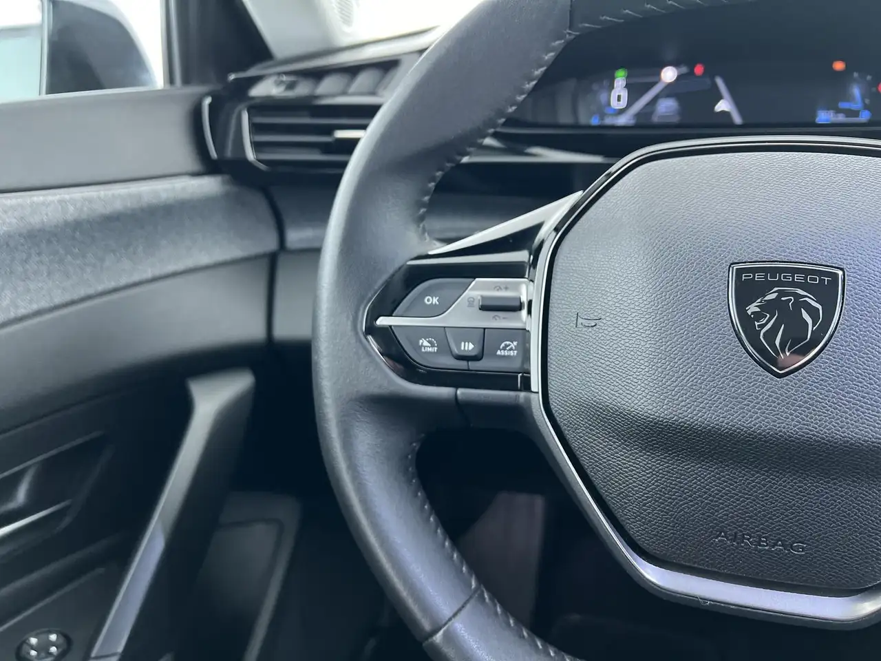 Peugeot 308 Allure Pack SW 1.5D*NAVI*SHZ*RFK*uvm 17