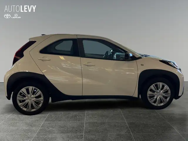 Toyota Aygo X view 7