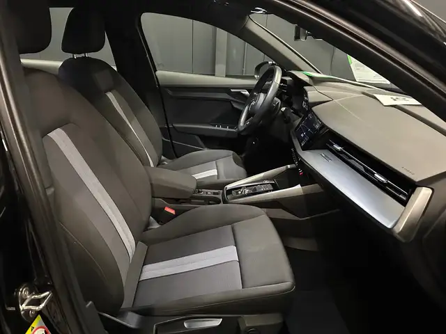 Audi A3 view 10