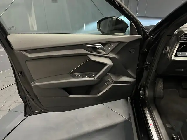 Audi A3 view 13