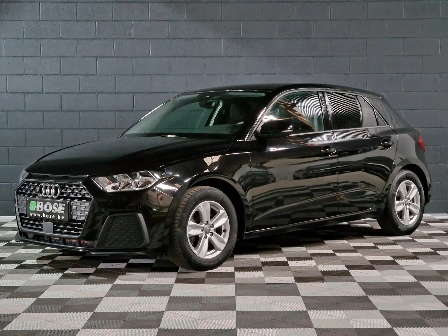 Audi A1 30 TFSI *S-TRONIC*VIRTUAL COCKPIT*CAPTEURS AR* Black - 1