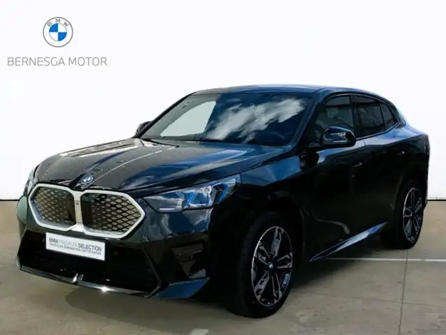 BMW iX2 eDrive20A