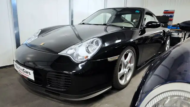Porsche 996