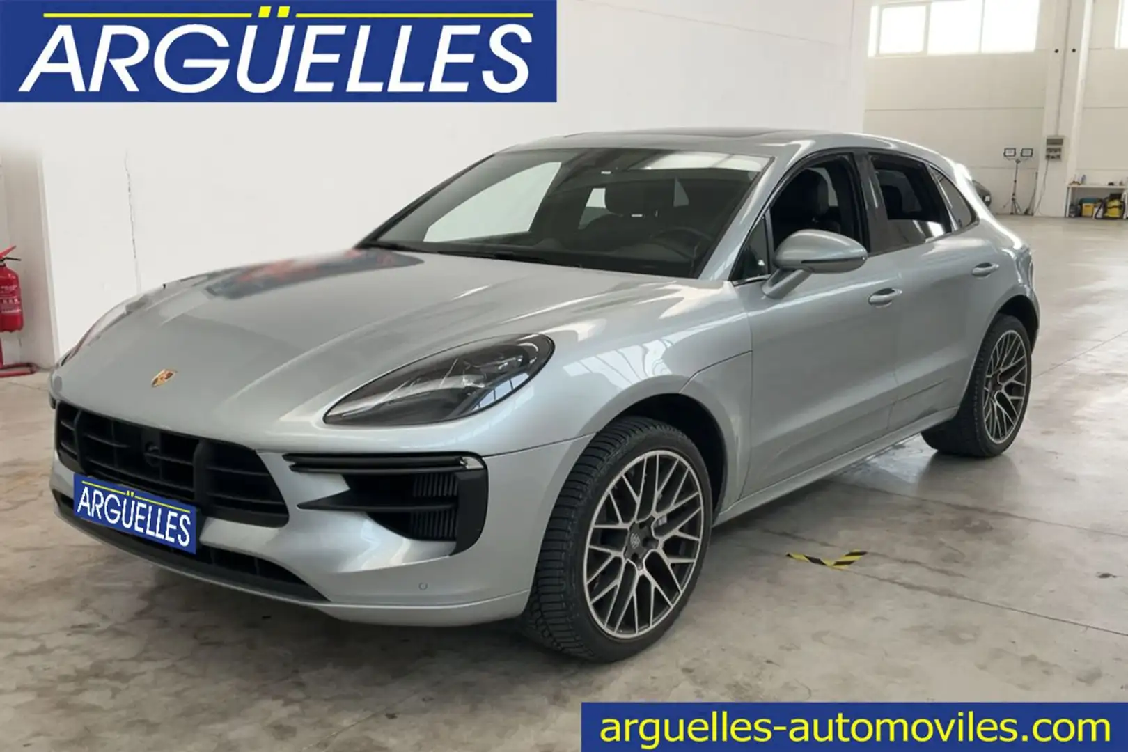 Porsche Macan Turbo SportDesign 440cv Plateado - 1