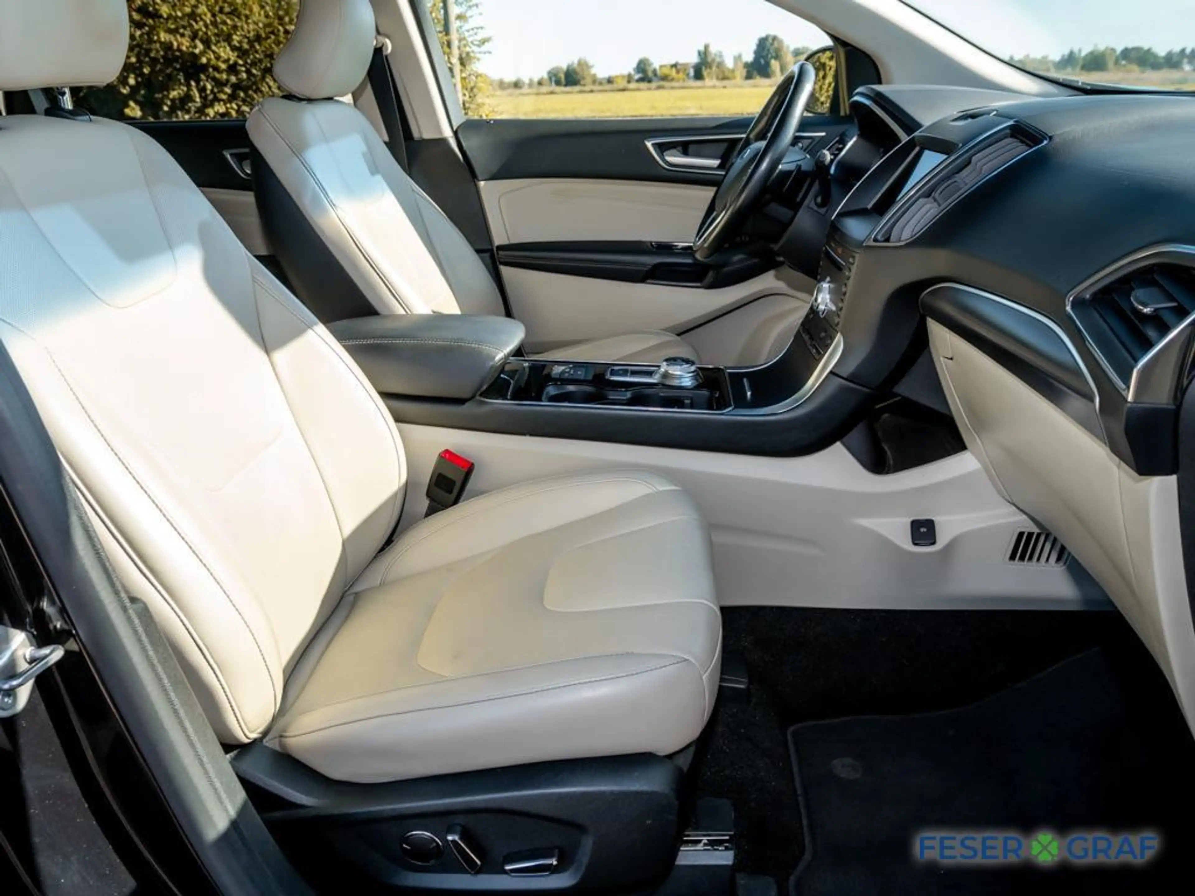 Ford Edge Titanium 2.0 EB 4x4 LED*Shzg.*Slüftg*RearView*Lenh — photo 6
