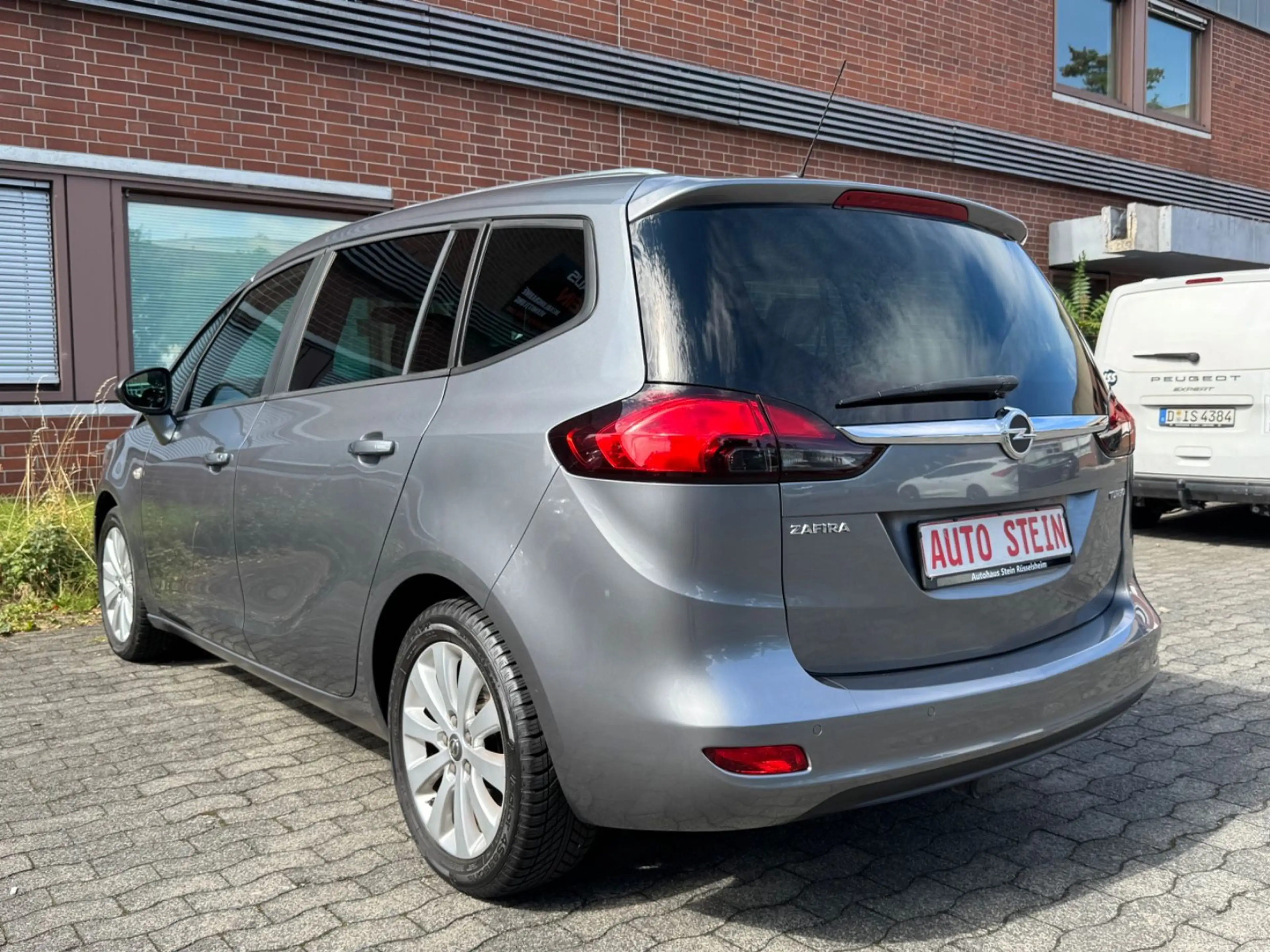 Opel Zafira C ON *7.STZ*NAVI*TEMPO*AHK*PDC*SHZ*KLIMA* — photo 7