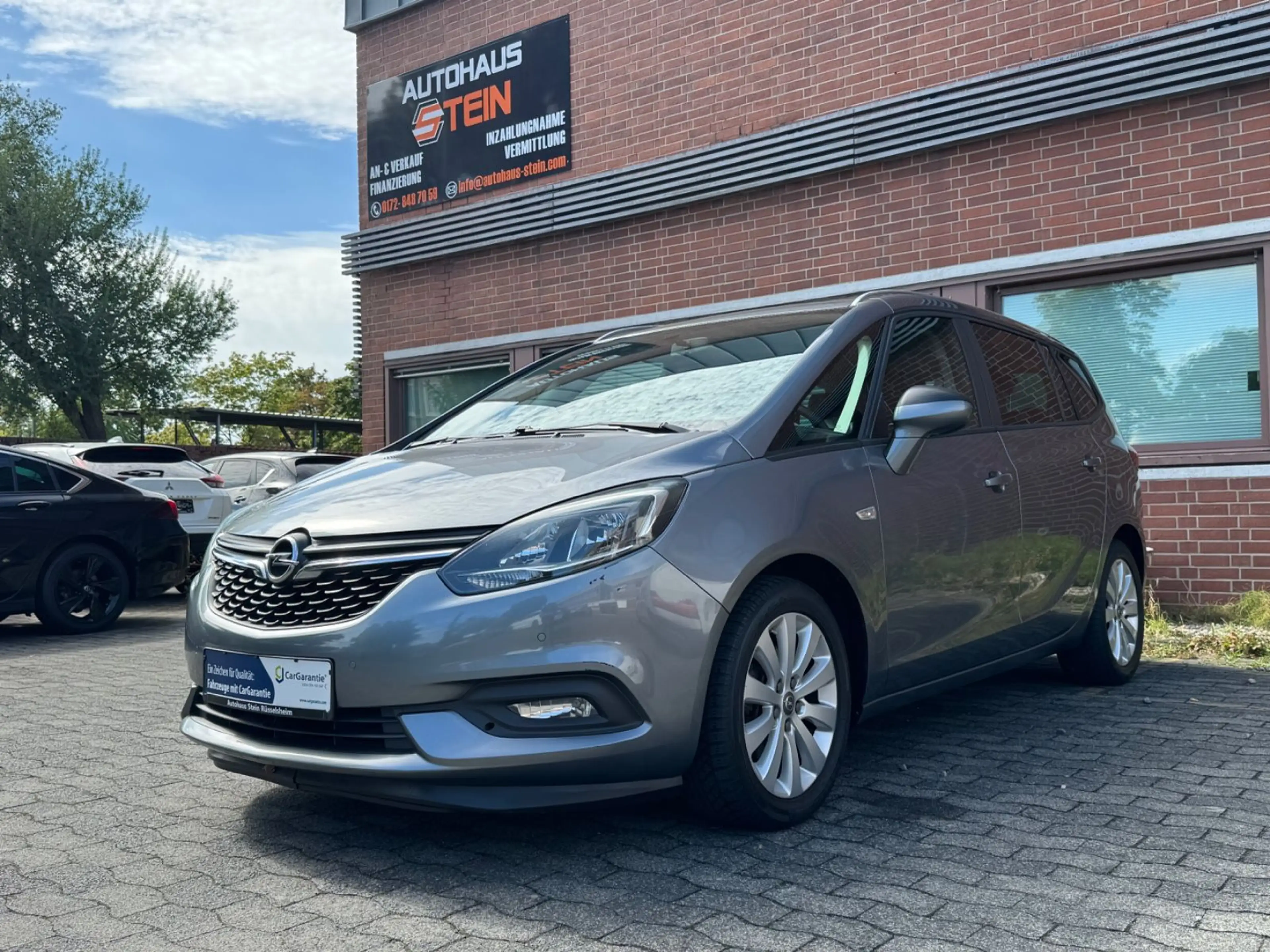 Opel Zafira C ON *7.STZ*NAVI*TEMPO*AHK*PDC*SHZ*KLIMA*