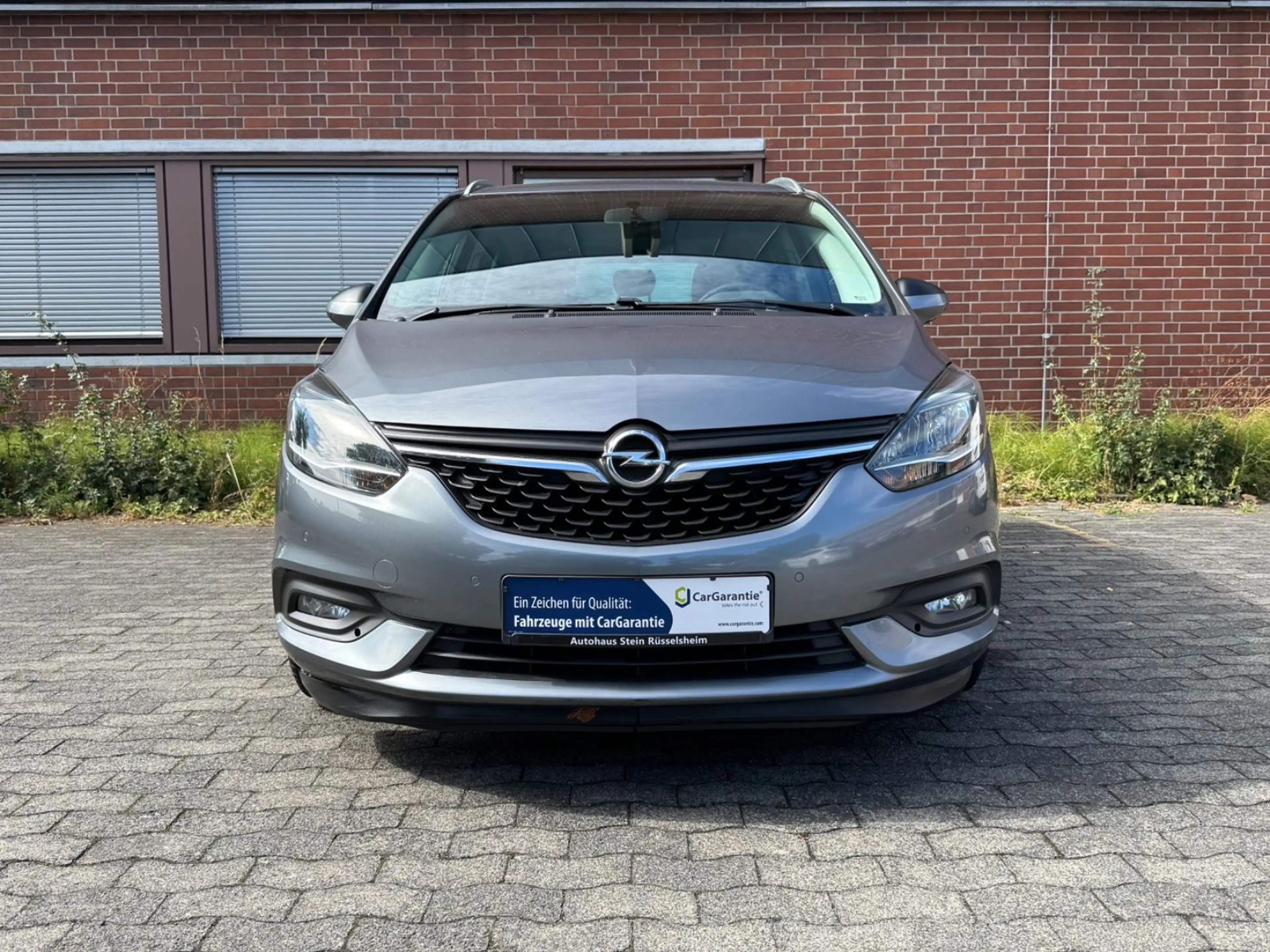 Opel Zafira C ON *7.STZ*NAVI*TEMPO*AHK*PDC*SHZ*KLIMA* — photo 2