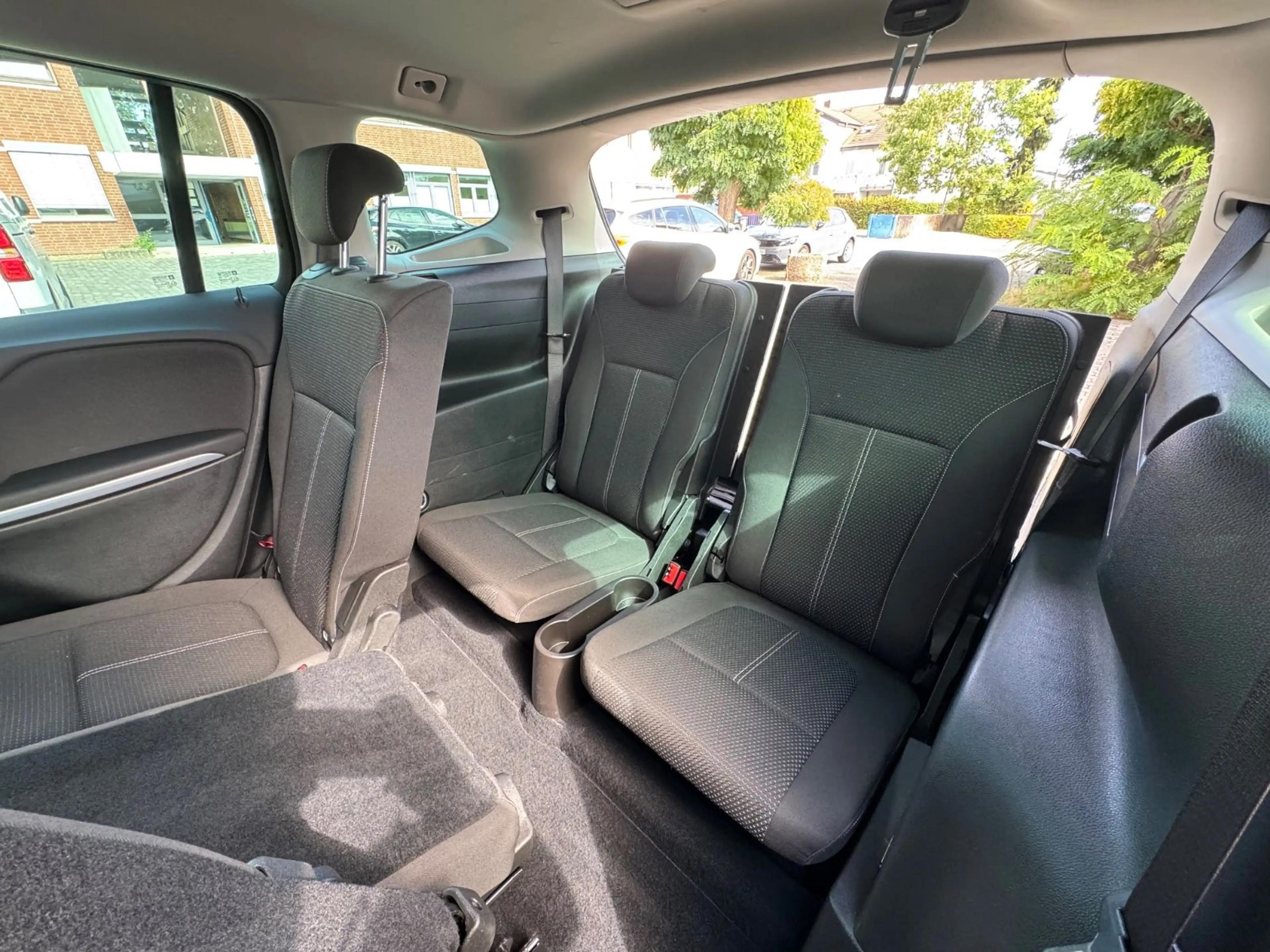 Opel Zafira C ON *7.STZ*NAVI*TEMPO*AHK*PDC*SHZ*KLIMA* — photo 14