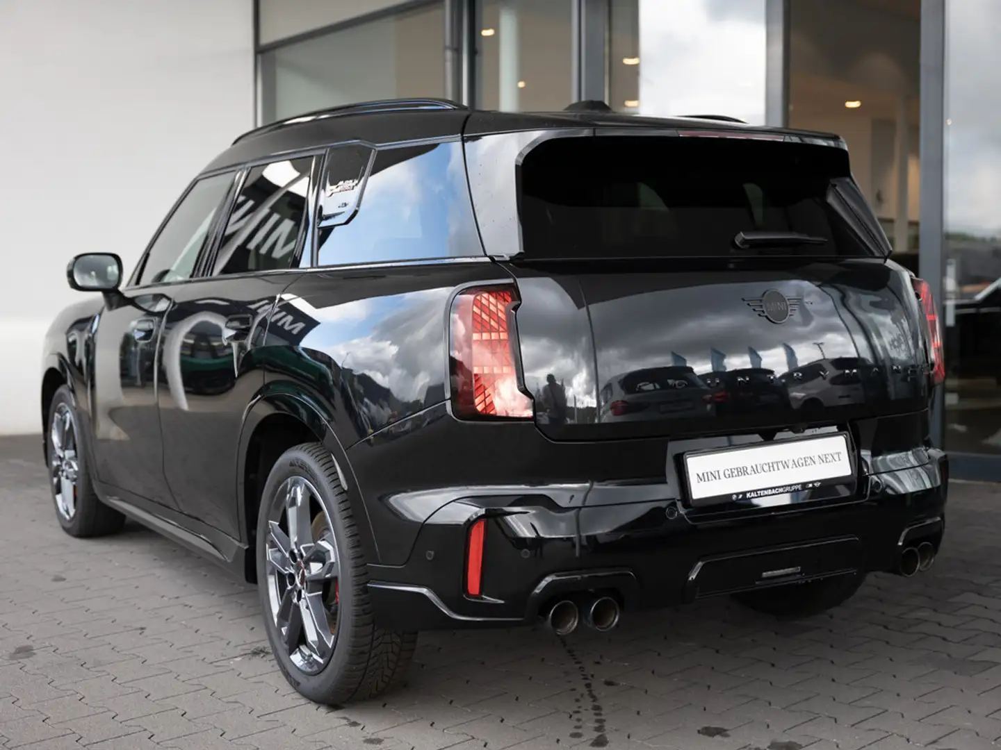 MINI John Cooper Works Countryman Zwart - 2